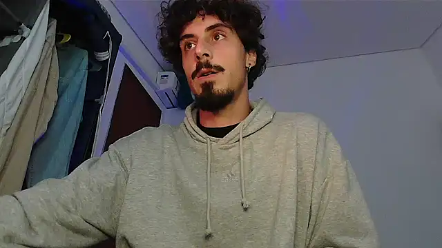 milkoffe's Live XXX Chat