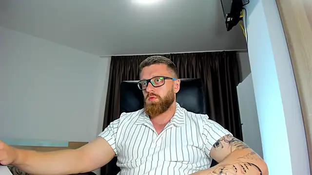 Živý XXX chat Findom_guy