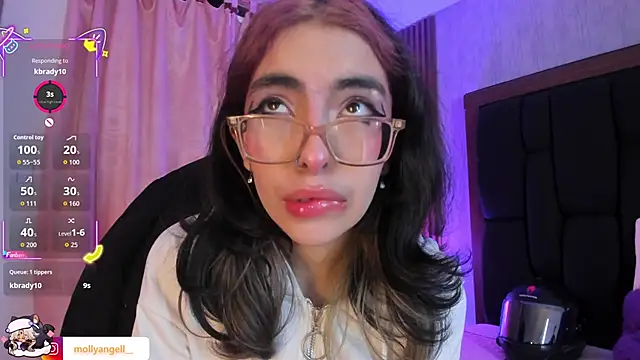 Molly_A Chat XXX in diretta