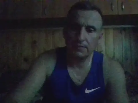 Maksymilian1 Adlı Modelin Canlı XXX Sohbeti