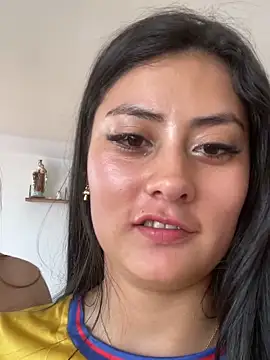 Chatroom XXX en direct de Emilychoopper08