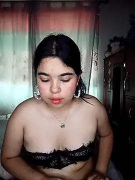 Chat XXX ao vivo de MiiaHott_W