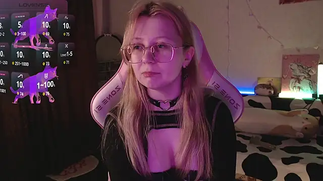 henby_streamss' Live XXX Chat