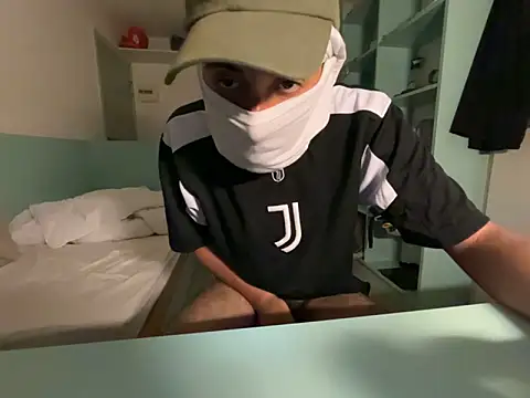 Rebeu_77のライブXXXチャット