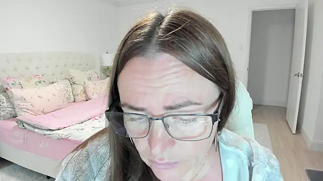 Vika73's Live XXX Chat