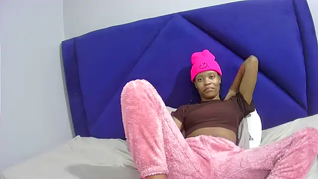 צ'אט XXX בשידור חי של TheSexyBibi
