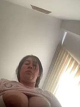 دردشة andreaisis2 الجنسية المباشرة