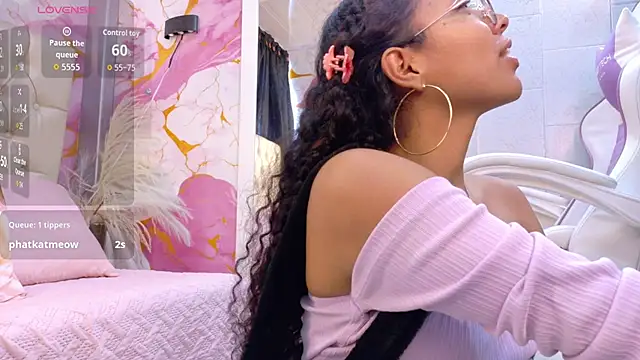 angeline_scot Chat XXX in diretta