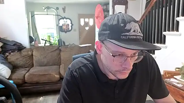 MasterDaddyCool's Live XXX Chat