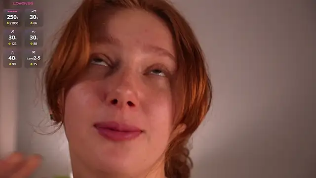 צ'אט XXX בשידור חי של AdritVance