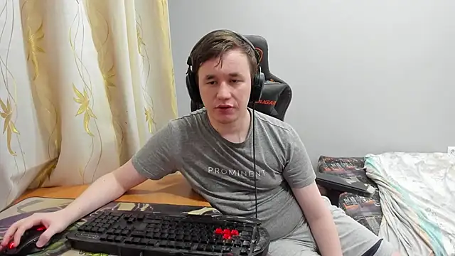 iliaskrislove's Live XXX Chat