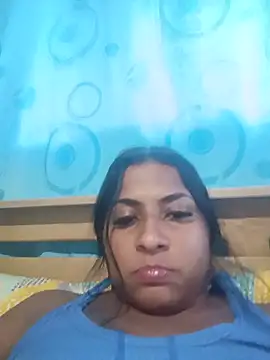 Chat XXX en directo de Giselabrunette25