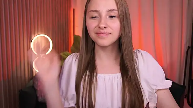 EvelinRoyce's Live XXX Chat