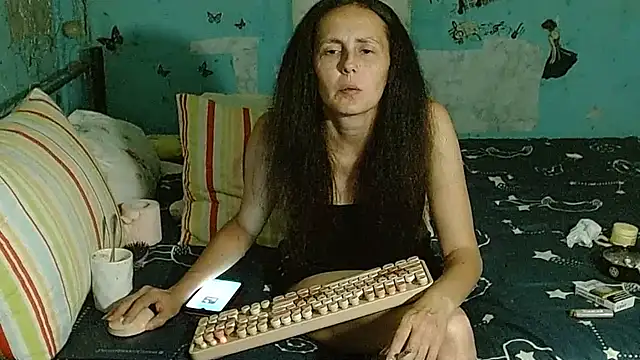 Chat XXX en directo de brighteyes77