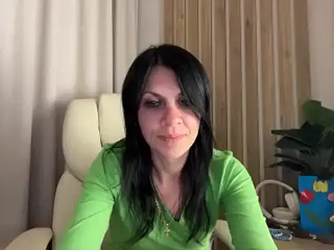 Czat XXX na żywo – InjaAtHome