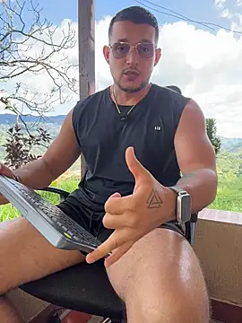 Marco_Vega's Live XXX Chat