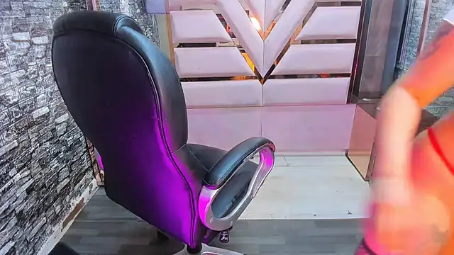 צ'אט XXX בשידור חי של Gerogina_Divaio