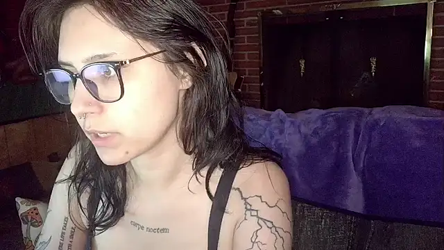 B4BYJINX's Live XXX Chat