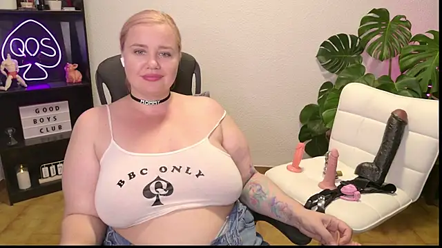 Chat XXX en directo de MargotGrey
