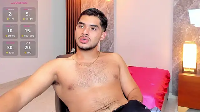 luciano_vitale Show in webcam