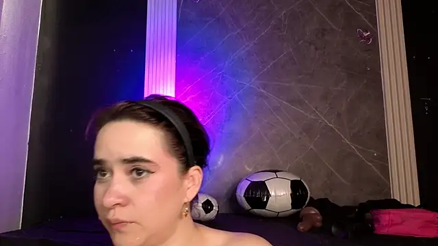 _VALERIAGOMEZ: απευθείας συνομιλία ΧΧΧ