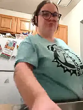 flymammi13's Live XXX Chat