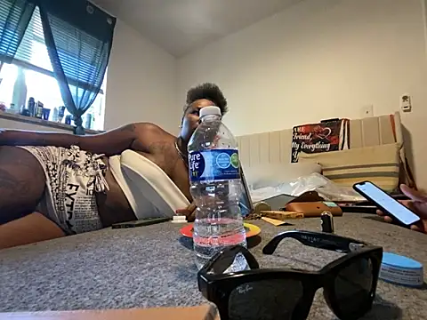 Chat XXX en directo de Tattedupdek