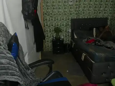 Kofi_exotic_2 Adlı Modelin Canlı XXX Sohbeti