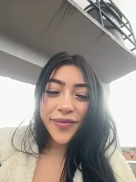 DAKOTA_SAKURA লাইভ XXX চ্যাট