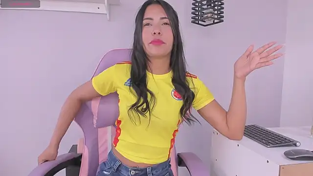 Chat XXX en directo de VelvetRosss