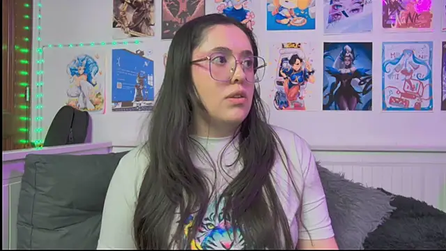 snowblack_n Live XXX chat