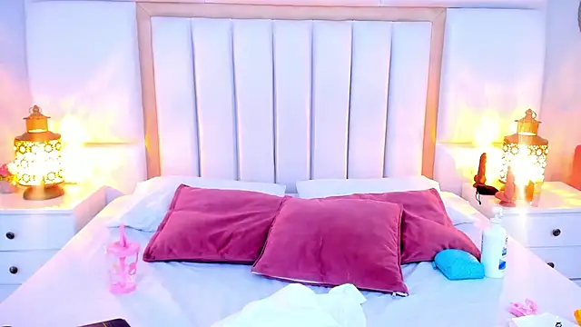 دردشة LaylaaDoll الجنسية المباشرة