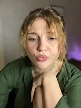 Chat XXX en directo de Emaline_Fane