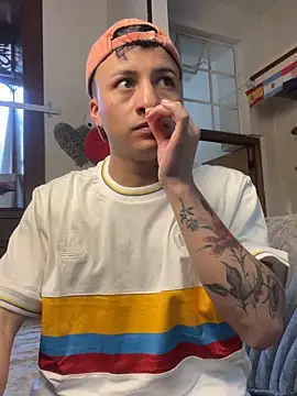 Czat XXX na żywo – Dereck_Klain