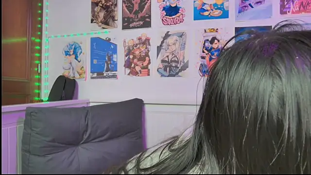 Chat XXX en directo de snowblack_