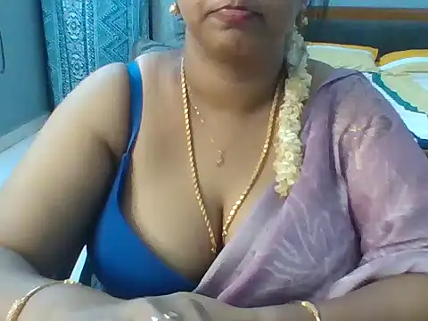 Tamil_hot_Meenu Live XXX-Chat