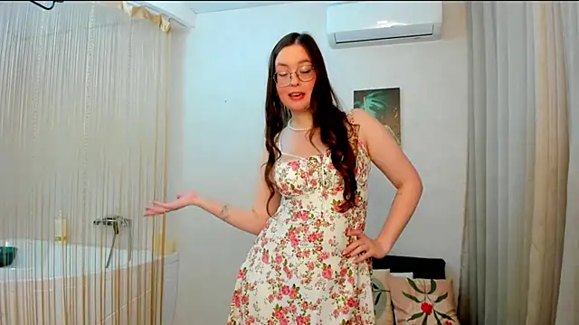 WishToBloom's Live XXX Chat