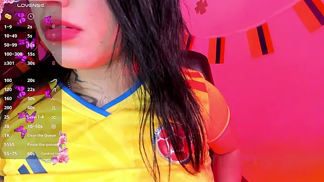 Chat XXX en directo de Naomy_Gomez_