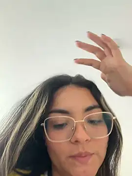 Cat2525's Webcam Show
