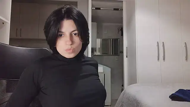 Chat +18 de kyslrana ao vivo