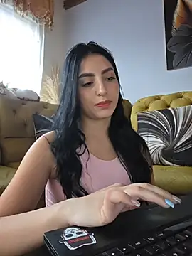 Chatroom XXX en direct de Princess_AliciaVellami