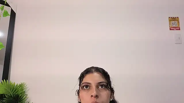 Iam_Issaa Live XXX-chat