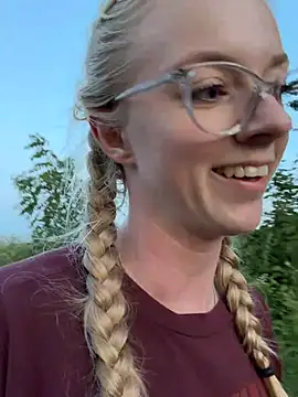 LinaLeana's Live XXX Chat