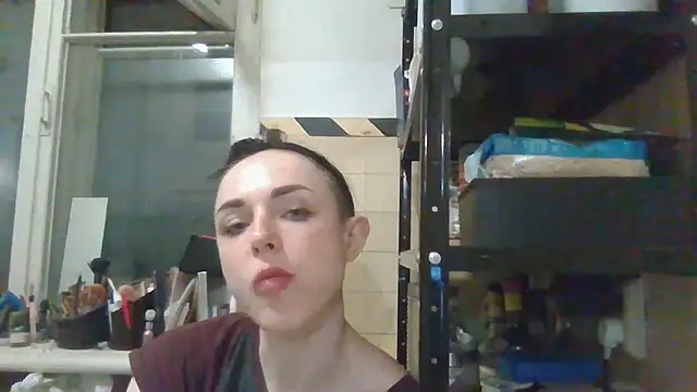 Trinsy_Love XXX чат на живо