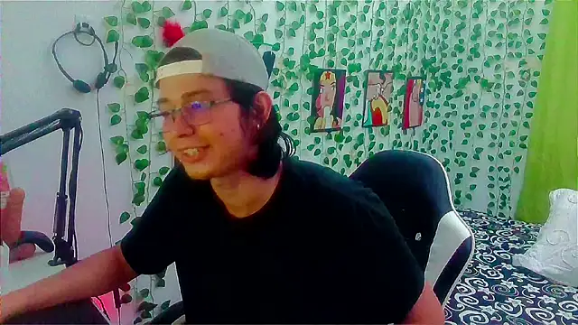 Andy_gray's Live XXX Chat