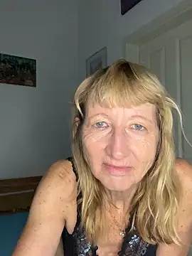 Chat +18 de MatureKim ao vivo