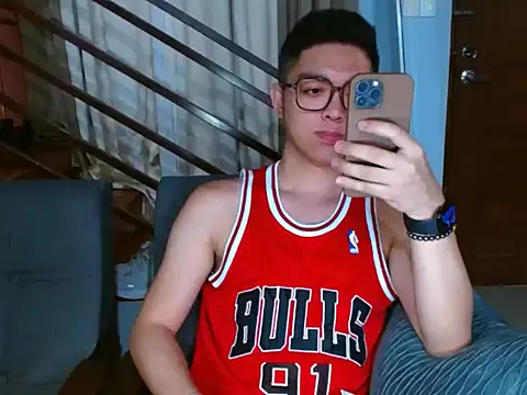 JayKarLo 现场XXX聊天