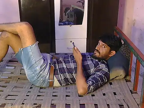 XXX chat uživo modela HotXKrish