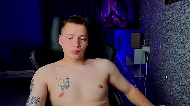 Karl_Night_ Live XXX-Chat