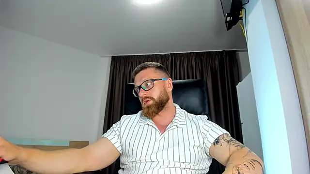 XXX chat uživo modela Findom_guy